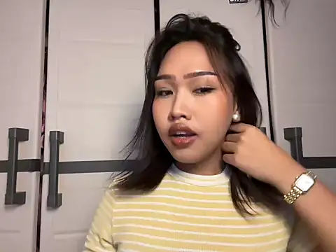 Snapshot of lady_clea chatting on 04/16/26, 07:31 lady clea online show from 04/16/26, 07:31