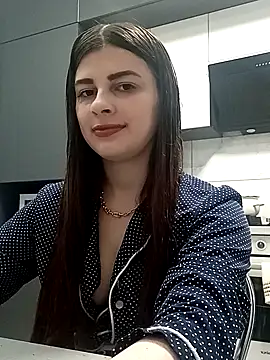 Snapshot of Eveline5038 chatting on 05/15/26, 06:48 Eveline5038 online show from 05/15/26, 06:48