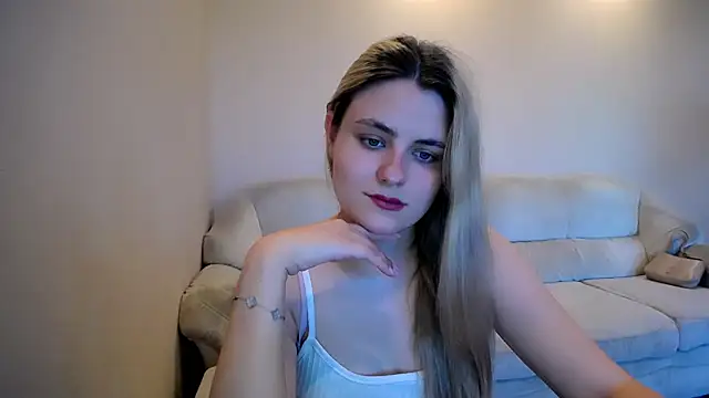 Snapshot of _shy_sabrina__ chatting on 06/15/26, 02:52 shy sabrina online show from 06/15/26, 02:52