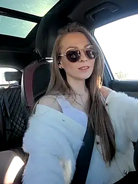 Snapshot of CompactBaby chatting on 04/16/26, 12:39 CompactBaby online show from 04/16/26, 12:39