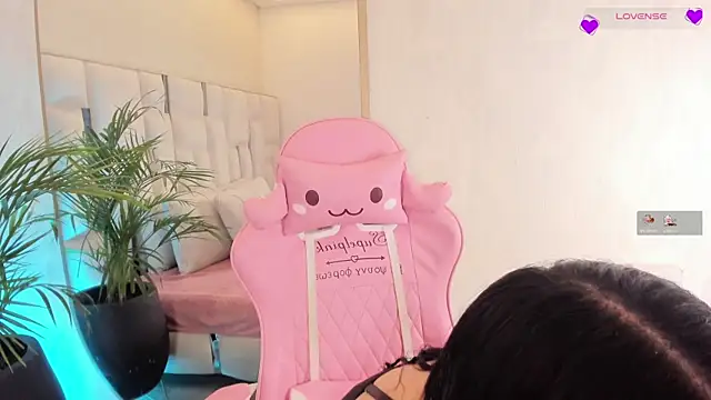 imnikaa  online show from 06/13/26, 01:31