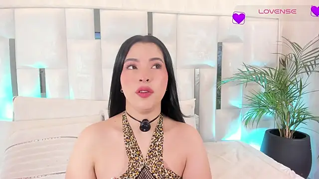 imnikaa  online show from 07/11/26, 12:52