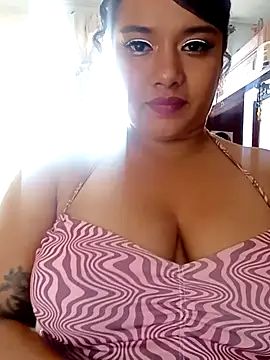 Ly-Mirsty online show from 04/16/26, 09:39