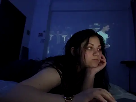  Mikky lil  online show from 04/28/26, 06:13