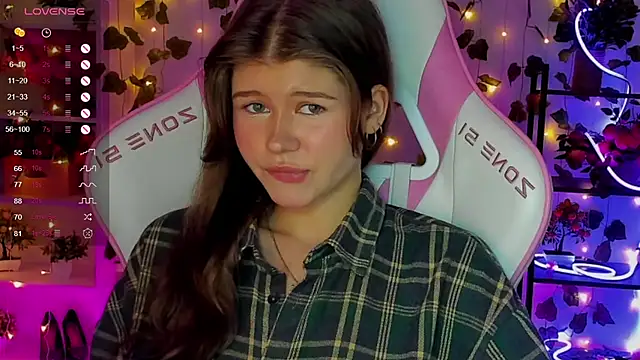 alice tails online show from 04/16/26, 09:39