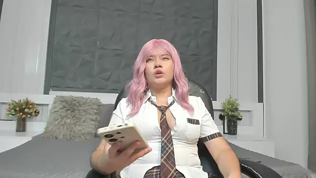 sophia blade  online show from 05/09/26, 03:12