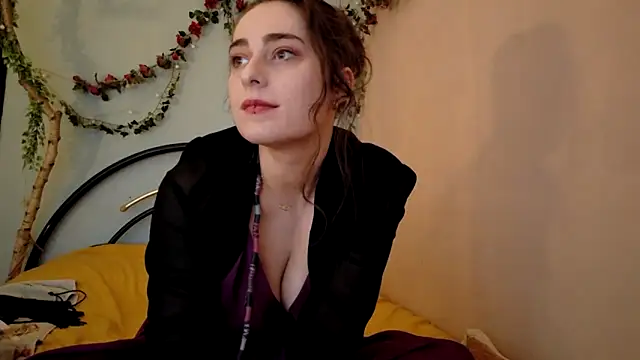 missclochette online show from 04/24/26, 12:18