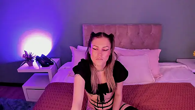 Snapshot of Kim_Jeins666_ chatting on 04/16/26, 01:23 Kim Jeins666 online show from 04/16/26, 01:23