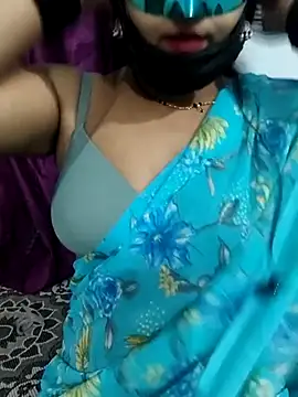 sweetylove01 online show from 05/27/26, 05:54