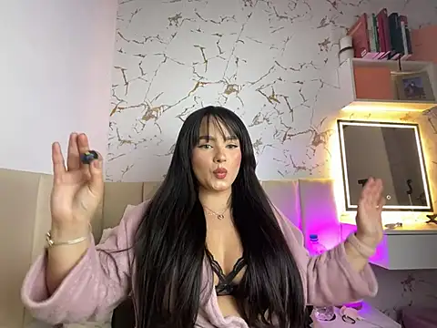 Siennaprivate online show from 07/23/26, 01:30