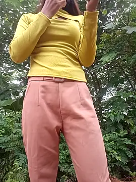Snapshot of Elena_Mia chatting on 06/29/26, 12:39 Elena Mia online show from 06/29/26, 12:39