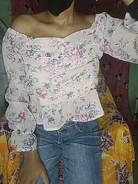 Snapshot of Rashmika__Rouni chatting on 05/19/26, 07:31 Rashmika Rouni online show from 05/19/26, 07:31