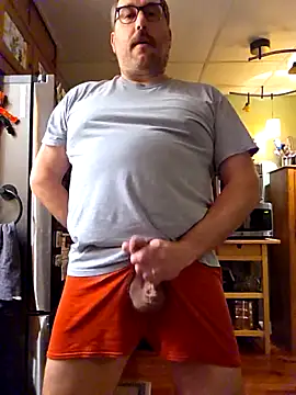 Snapshot of randymarshxxx chatting on 04/16/26, 03:29 randymarshxxx online show from 04/16/26, 03:29