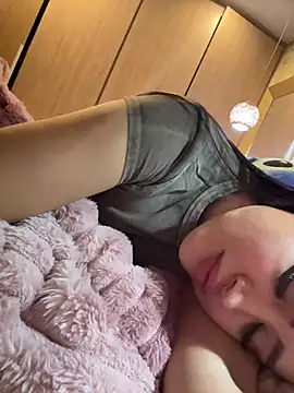 Sara fun online show from 01/25/25, 11:43