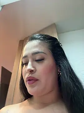 Sara fun online show from 02/22/26, 09:13