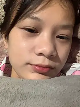 Snapshot of Elysa-x chatting on 04/16/26, 03:13 Elysa-x online show from 04/16/26, 03:13