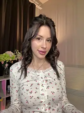 Snapshot of SearchyourAngel chatting on 04/16/26, 03:13 SearchyourAngel online show from 04/16/26, 03:13