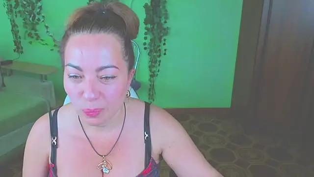 Zoe Zephyr online show from 06/25/26, 06:18