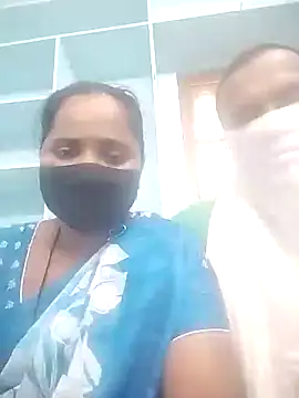 Rajaranicouples1 online show from 04/16/26, 07:53