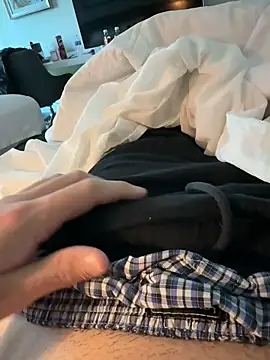 Snapshot of wittinger chatting on 04/15/26, 12:56 wittinger online show from 04/15/26, 12:56