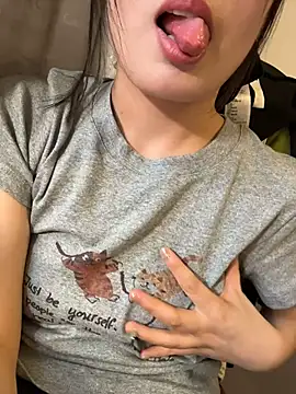 Faye-baby online show from 05/15/26, 10:11