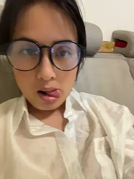 Faye-baby online show from 05/21/26, 03:08