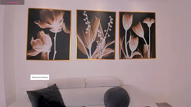 MiaSilvaX online show from 06/08/26, 10:59