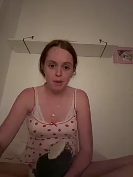 lilysmn online show from 06/08/26, 07:58