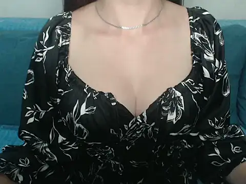 Evelyn Fannie online show from 06/22/26, 08:39