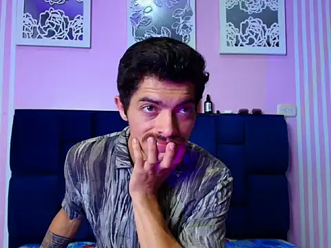 taylor Stele online show from 04/29/26, 01:59