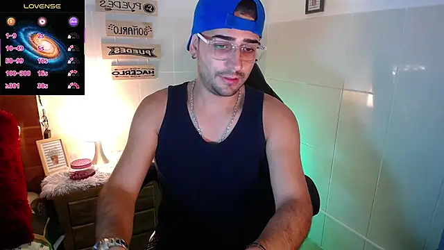 Snapshot of andders_ chatting on 05/08/26, 01:00 andders online show from 05/08/26, 01:00