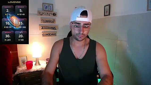 Snapshot of andders_ chatting on 05/21/26, 12:28 andders online show from 05/21/26, 12:28