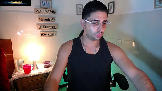 Snapshot of andders_ chatting on 05/26/26, 12:06 andders online show from 05/26/26, 12:06