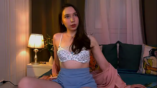 Suzaneey online show from 07/07/26, 10:47