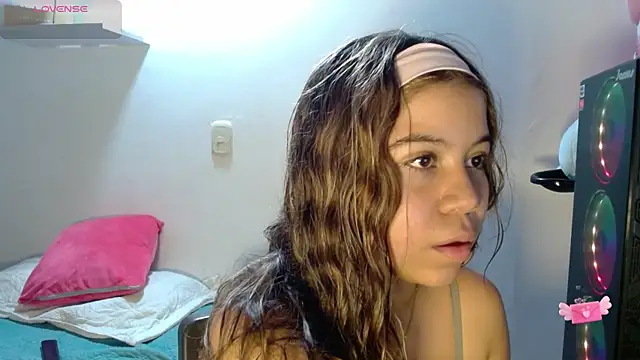 M1la 18 online show from 05/16/26, 03:36