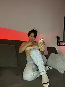 Alyssa and DAngelo online show from 07/19/26, 01:42