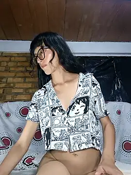Friends with benefitsss online show from 05/02/26, 04:28