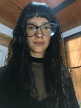 Friends with benefitsss online show from 05/17/26, 08:38