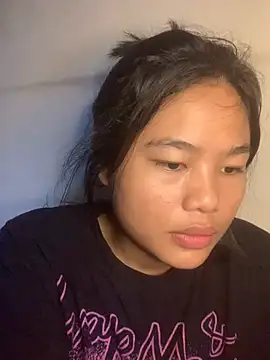 Haniichan online show from 05/07/26, 01:11