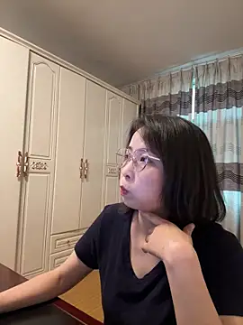 lisha521 online show from 06/02/26, 01:18