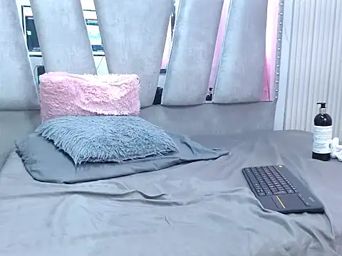 CarlaSpenser online show from 04/27/26, 12:58