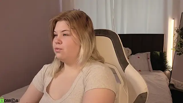 Kristen Gibbs online show from 06/07/26, 12:26