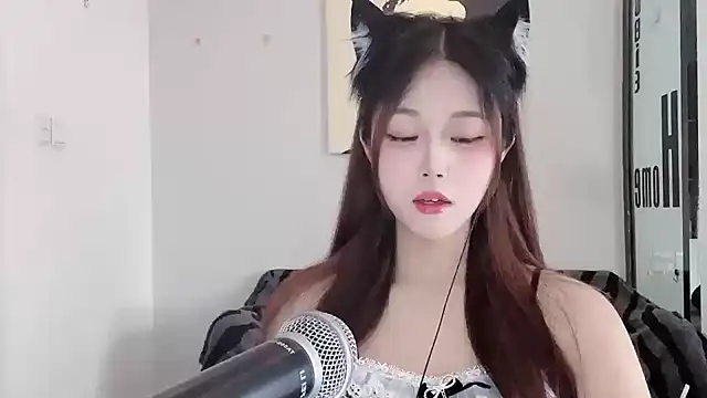 KiKi-011 online show from 06/02/26, 07:21