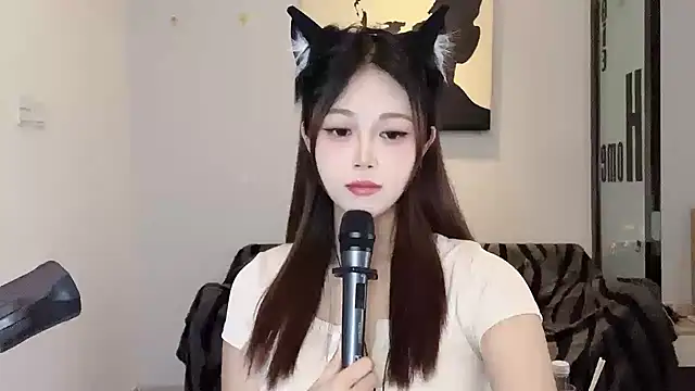 KiKi-011 online show from 06/11/26, 04:21