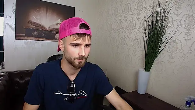 KyloEast online show from 07/11/26, 06:16