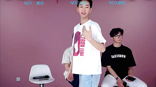 Y-lucky01 online show from 04/16/26, 01:56