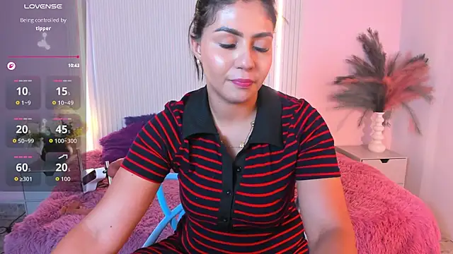 LucyWild8 online show from 07/11/26, 07:49