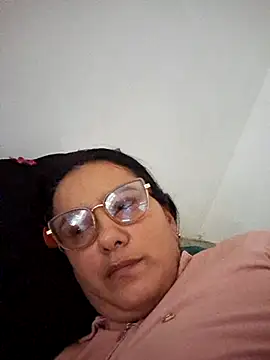 Snapshot of Samanta-42 chatting on 06/26/26, 08:02 Samanta-42 online show from 06/26/26, 08:02