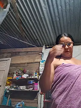 Snapshot of Samanta-42 chatting on 07/07/26, 12:24 Samanta-42 online show from 07/07/26, 12:24