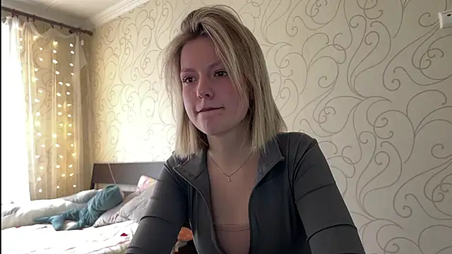 Tonya Silva online show from 04/29/26, 04:00